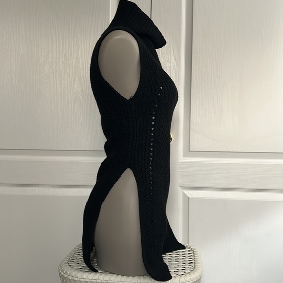 Turtleneck sweater - Picture 2 of 3